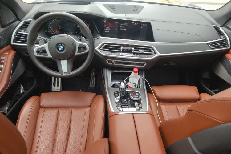 Used BMW X7 2020 xDrive40i Luxury M Sport Package Center Console