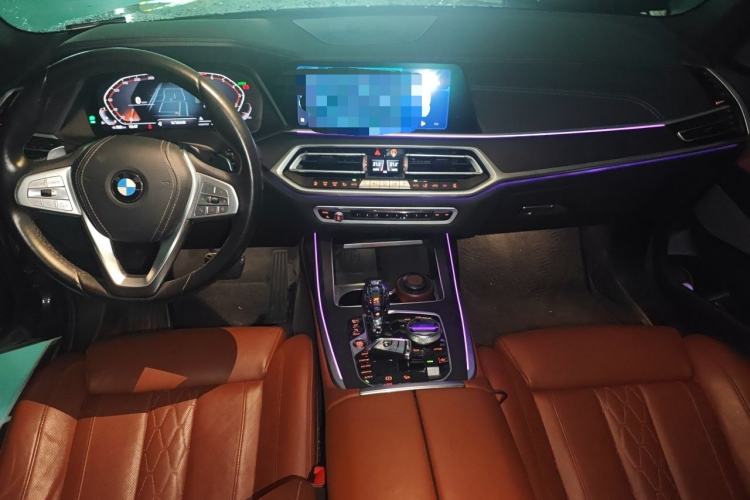 Used BMW X7 2020 xDrive40i Luxury M Sport Package Center Console