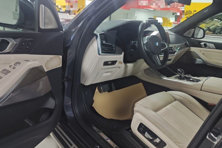 Used BMW X7 2020 xDrive40i Executive M Sport Package Driver Seat