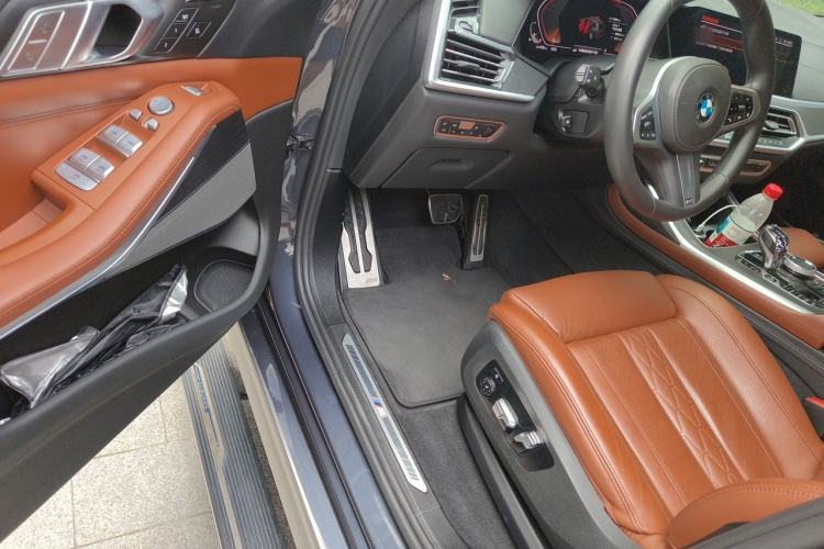 Used BMW X7 2020 xDrive40i Luxury M Sport Package Driver Seat