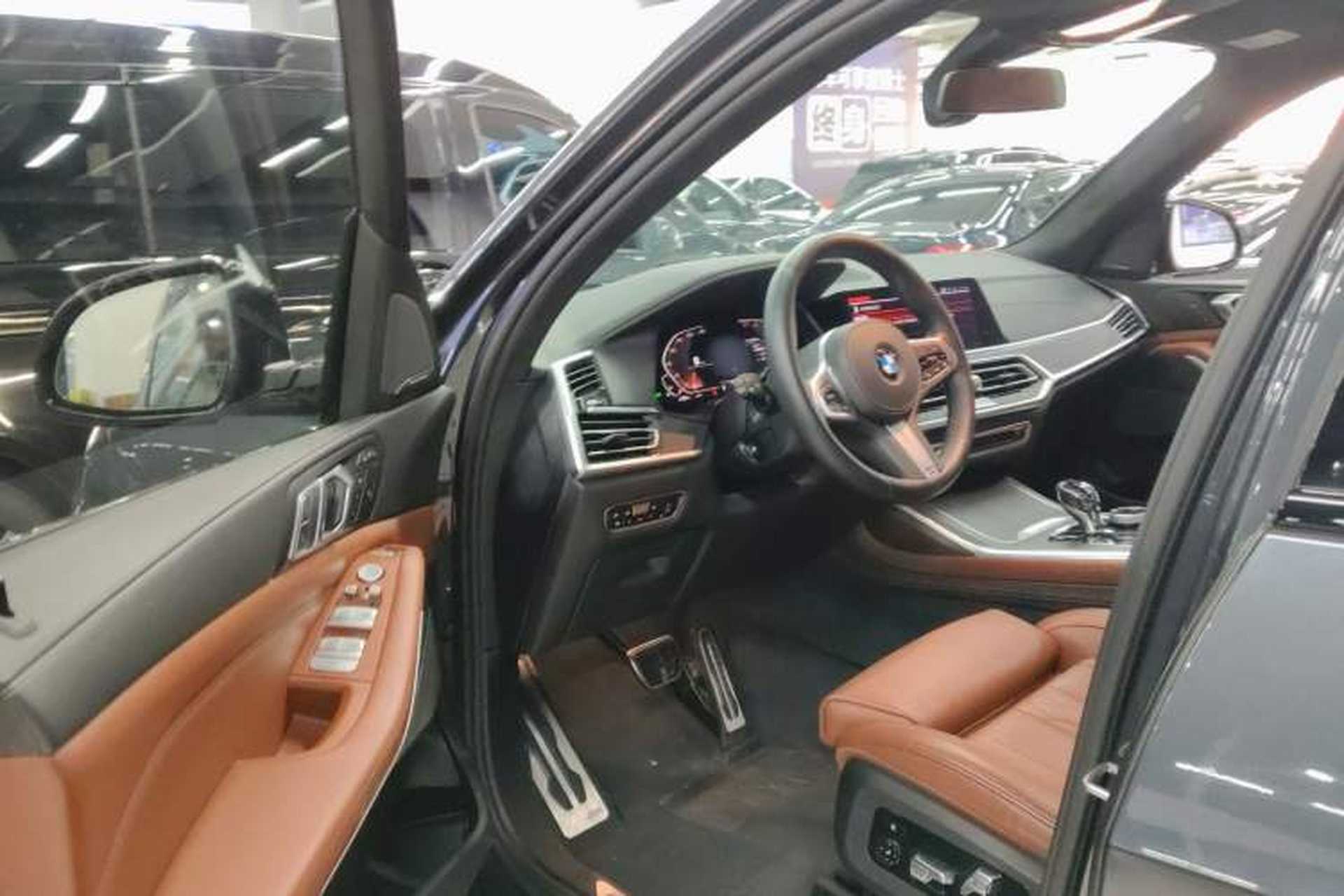 Used BMW X7 2020 xDrive40i Luxury M Sport Package Driver Seat