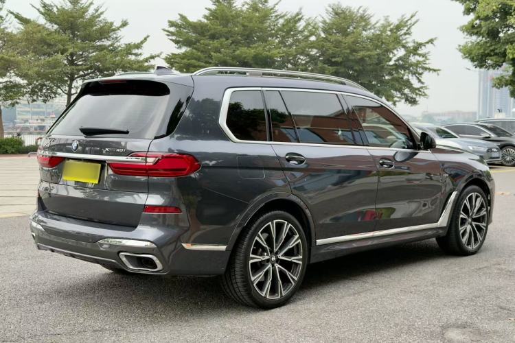 Used BMW X7 2020 xDrive40i Executive M Sport Package Exterior 4