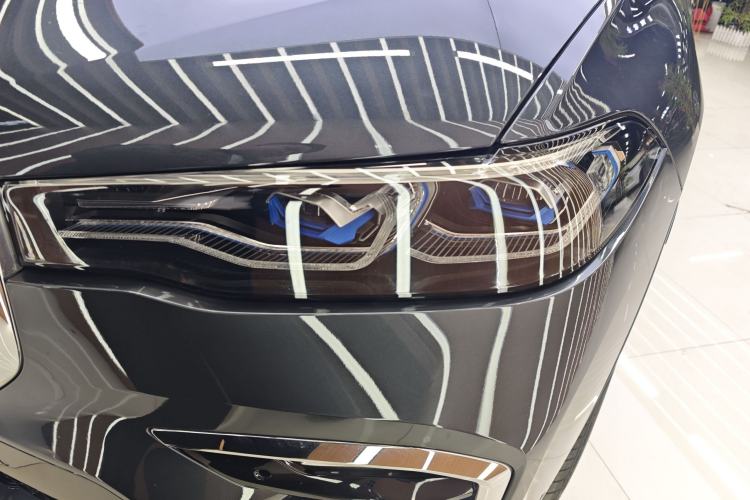 Used BMW X7 2020 xDrive40i Luxury M Sport Package Exterior 7
