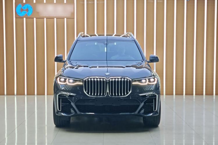 Used BMW X7 2020 xDrive40i Luxury M Sport Package Exterior 8
