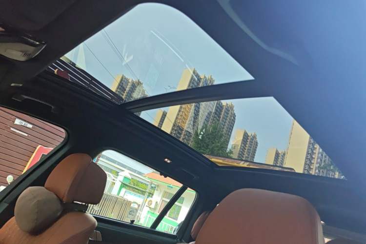 Used BMW X7 2020 xDrive40i Luxury M Sport Package Headliner