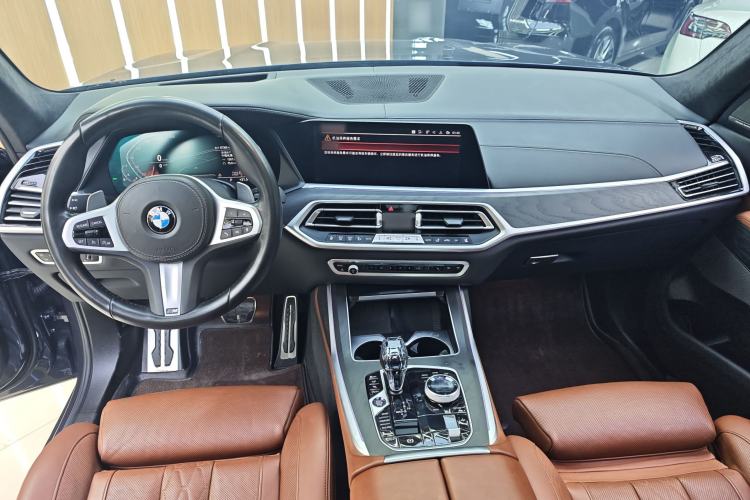 Used BMW X7 2020 xDrive40i Luxury M Sport Package Interior 1
