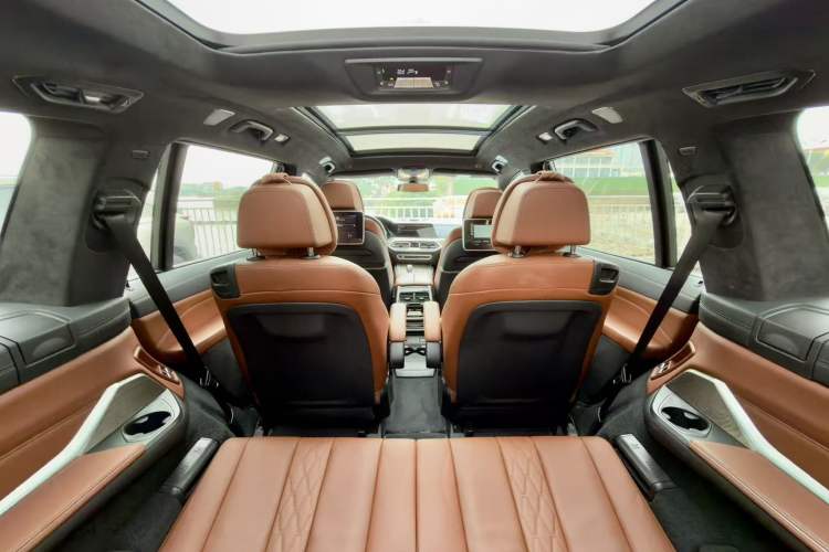 Used BMW X7 2020 xDrive40i Executive M Sport Package Interior 3
