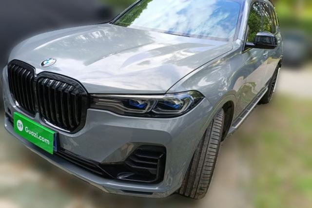 Used BMW X7 2020 xDrive40i Luxury Package with Premium Features