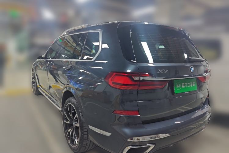 Used BMW X7 2020 xDrive40i Executive M Sport Package Rear Left 45 Deg