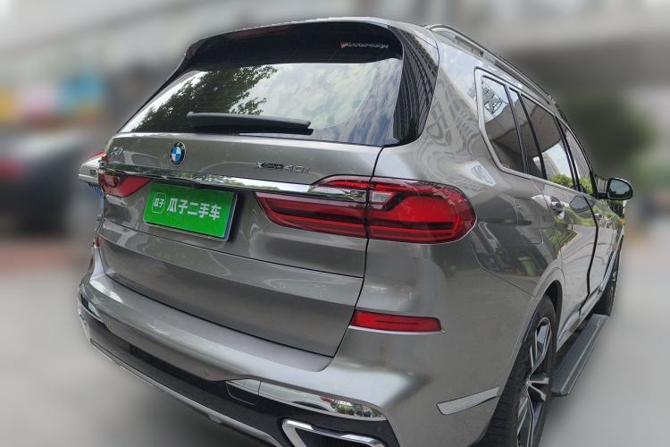 Used BMW X7 2020 xDrive40i Luxury M Sport Package Rear Right 45 Deg