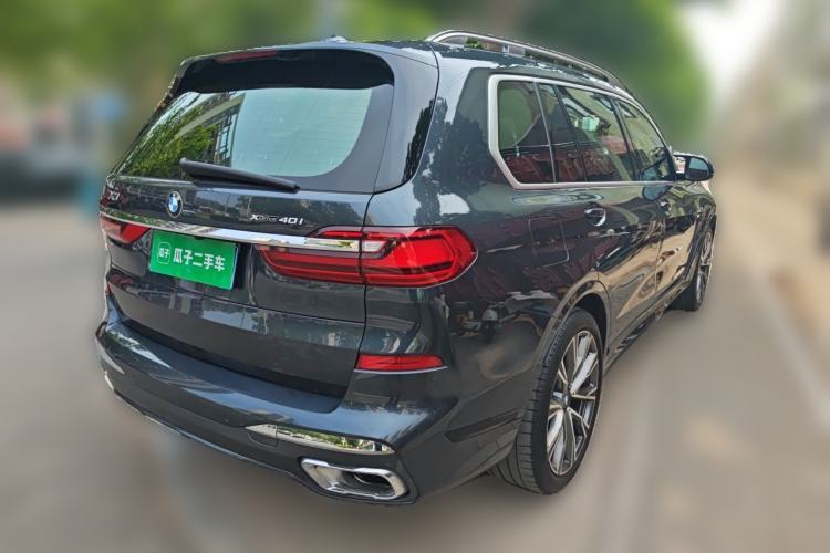 Used BMW X7 2020 xDrive40i Luxury M Sport Package Rear Right 45 Deg