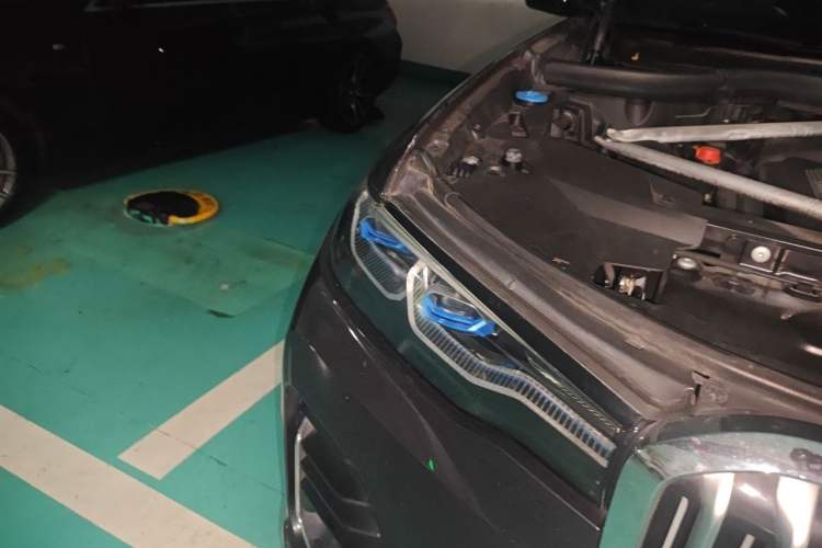 Used BMW X7 2020 xDrive40i Luxury M Sport Package Right Front Headlight