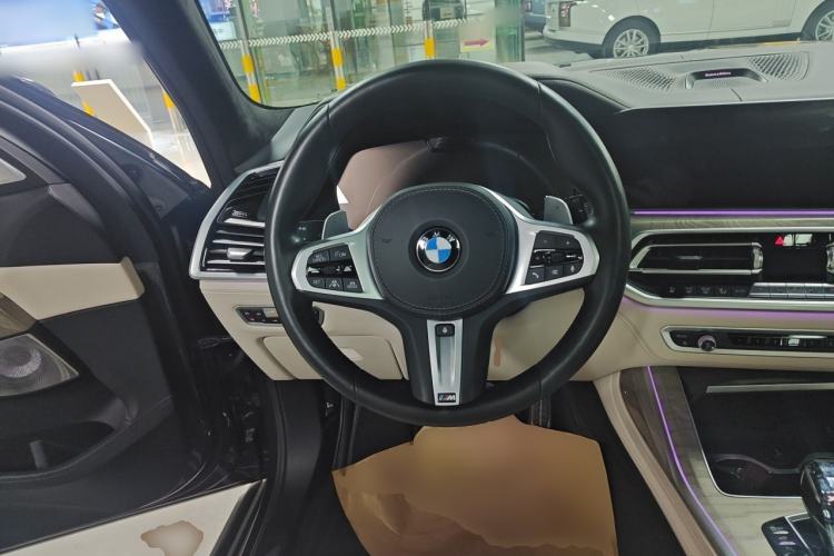 Used BMW X7 2020 xDrive40i Executive M Sport Package Steering Wheel