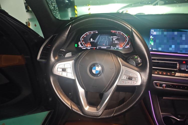 Used BMW X7 2020 xDrive40i Luxury M Sport Package Steering Wheel