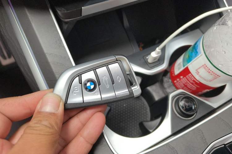 Used BMW X7 2020 xDrive40i Luxury M Sport Package Vehicle Key