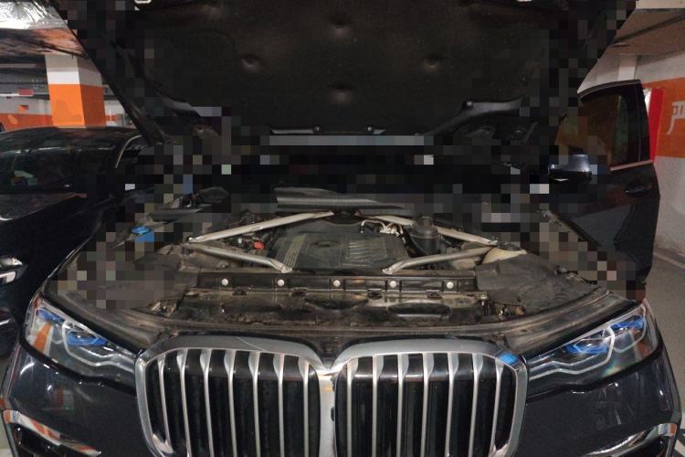Used BMW X7 2020 xDrive40i Luxury M Sport Package Engine Bay