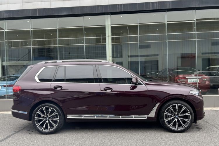 Used BMW X7 2020 xDrive40i Personalized Limited Edition Luxury Package Exterior 5