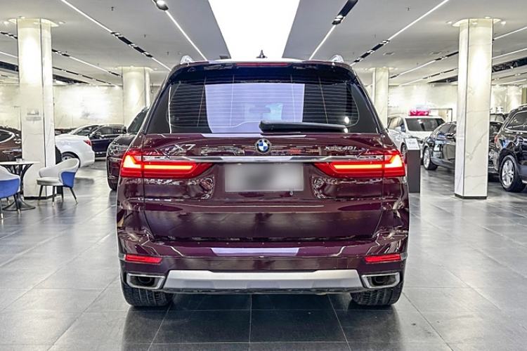 Used BMW X7 2020 xDrive40i Luxury M Sport Package Exterior 5