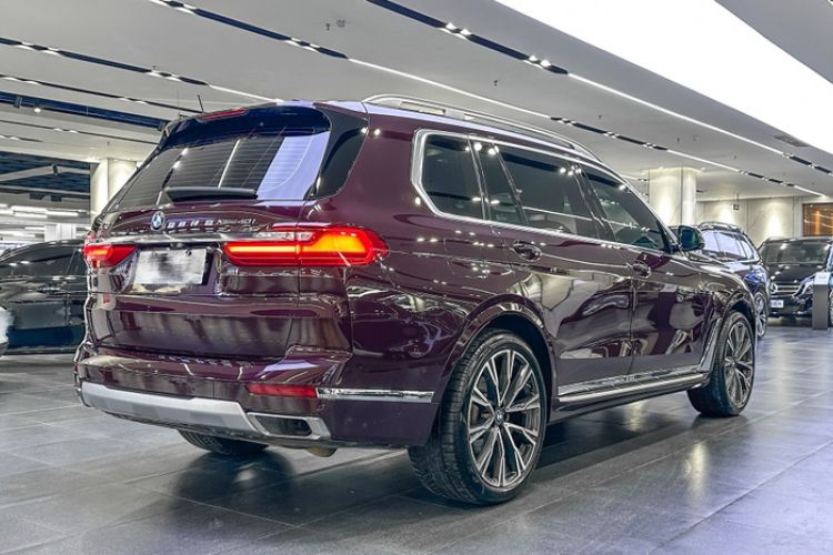 Used BMW X7 2020 xDrive40i Luxury M Sport Package Exterior 6