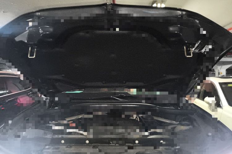 Used BMW X7 2020 xDrive40i Executive Luxury Package Engine Bay