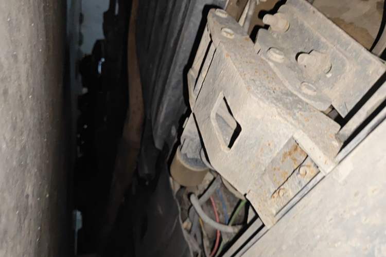 Used BMW X7  Chassis Front Left