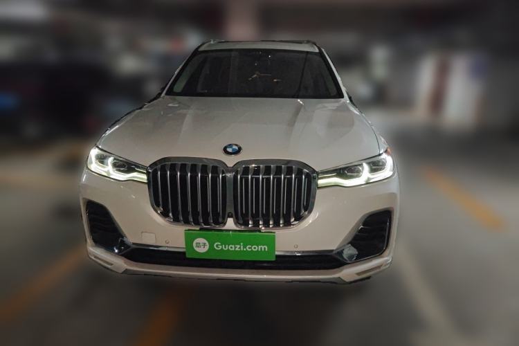 Used BMW X7  Front