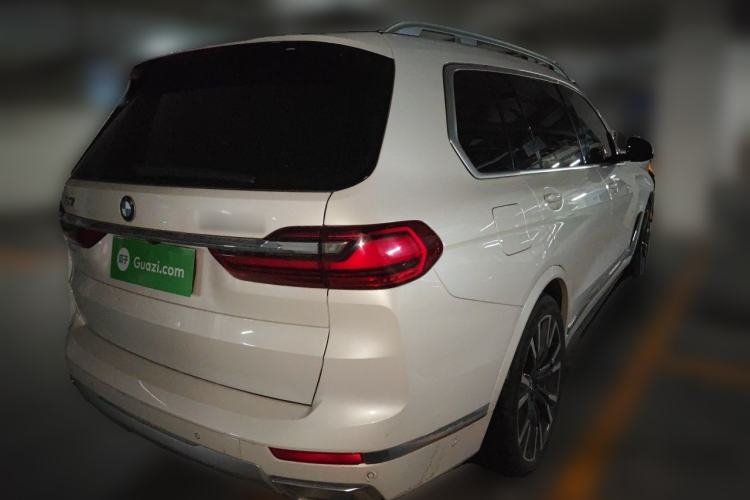 Used BMW X7  Rear Right 45 Deg
