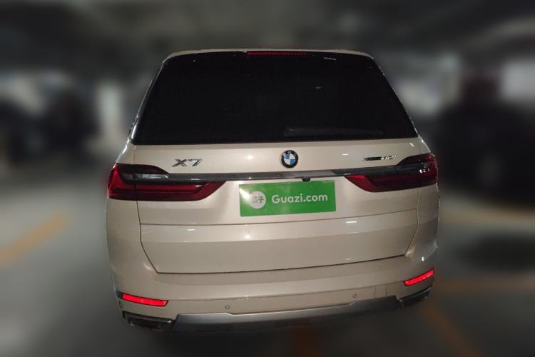 Used BMW X7  Rear