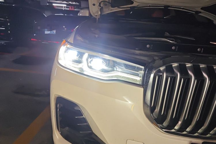 Used BMW X7  Right Front Headlight