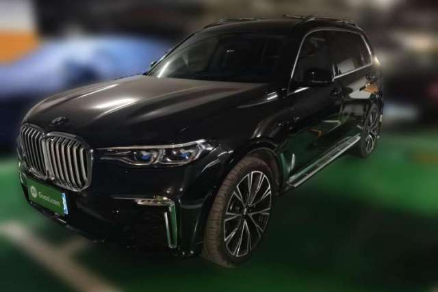 Used BMW X7 2021 xDrive40i Executive Model with M Sport Package