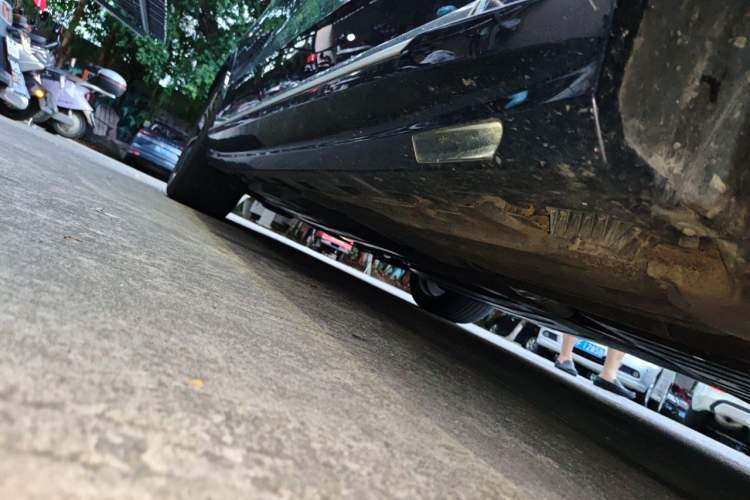 Used BMW X7 2021 xDrive40i Executive Model with M Sport Package Chassis Front Right