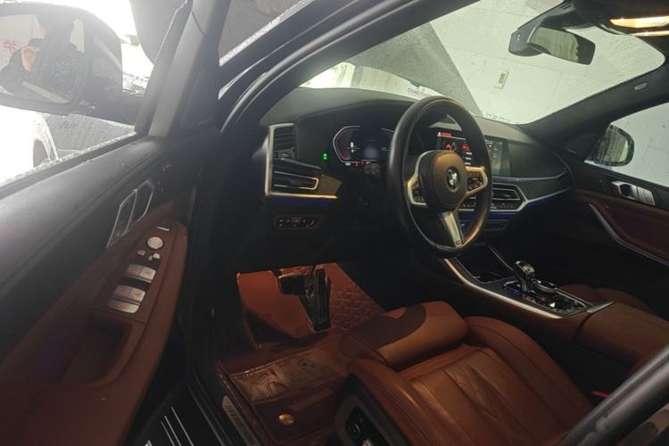 Used BMW X7 2021 xDrive40i Luxury M Sport Package Driver Seat