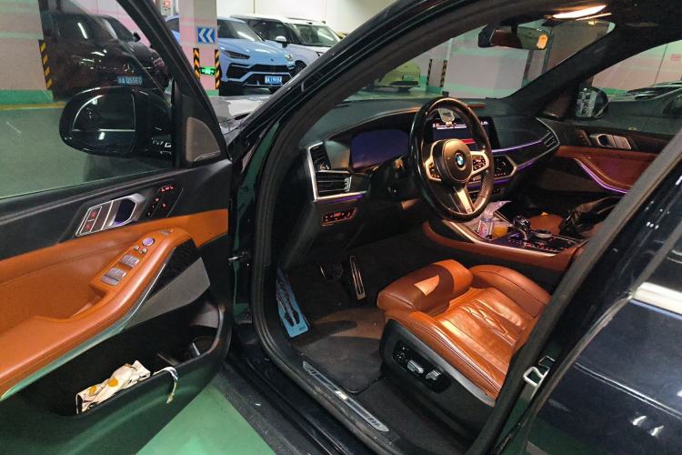 Used BMW X7 2021 xDrive40i Luxury M Sport Package Driver Seat