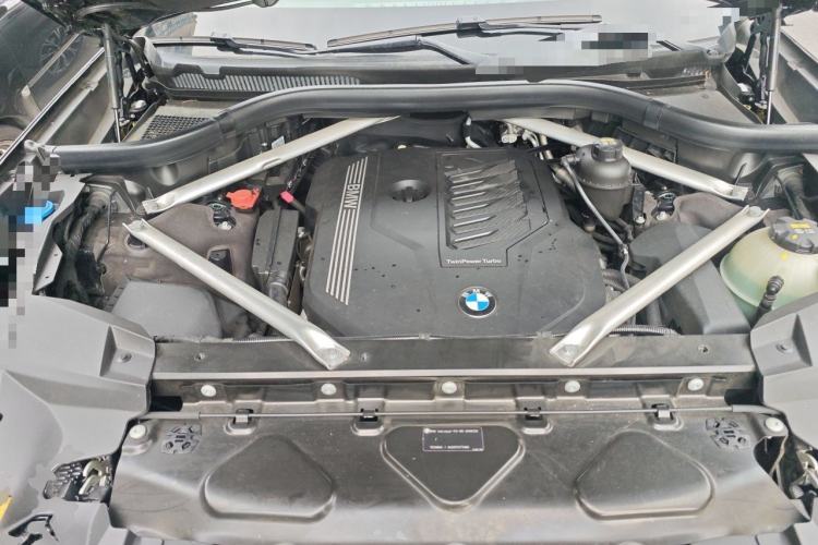 Used BMW X7 2021 xDrive40i Executive Model with M Sport Package Engine Bay