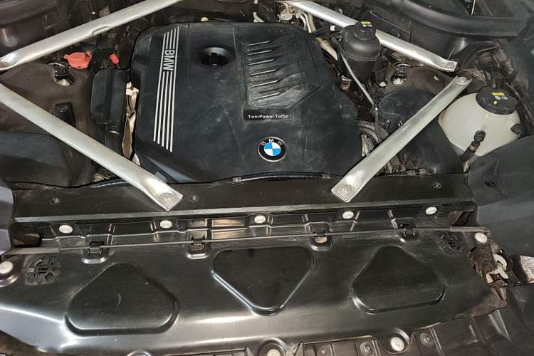 Used BMW X7 2021 xDrive40i Executive Model with M Sport Package Engine Bay