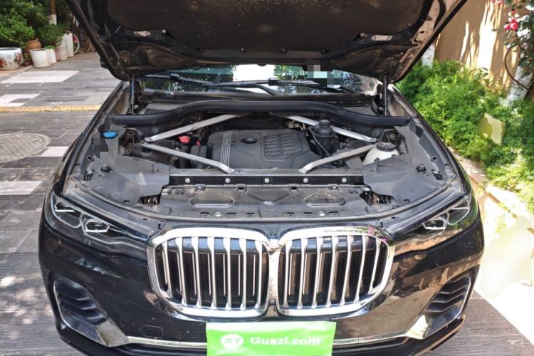 Used BMW X7 2021 xDrive40i Luxury Package with Leading Features Engine Bay
