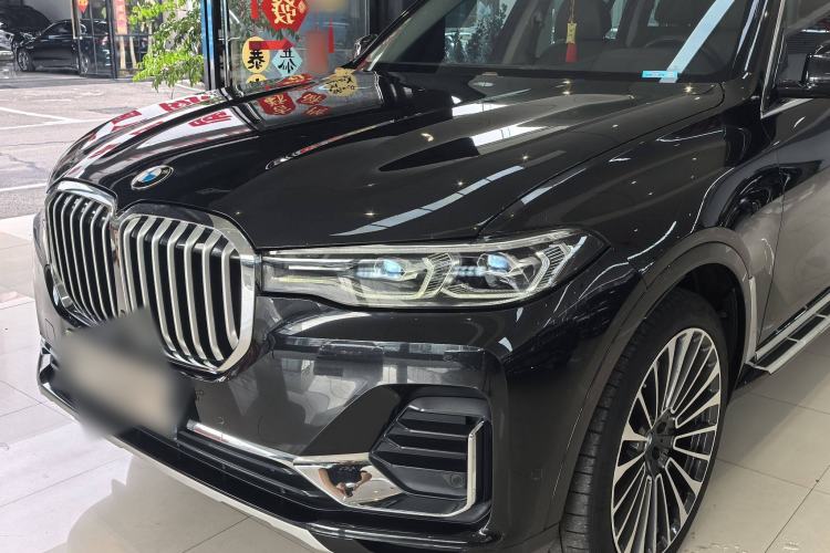 Used BMW X7 2021 Facelifted xDrive40i Luxury Package with Leading Features Exterior 1