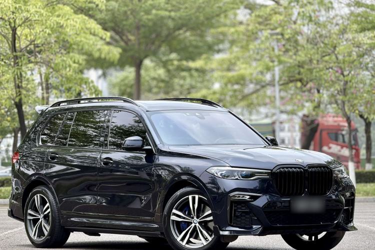 Used BMW X7 2021 xDrive40i Luxury M Sport Package Exterior 2