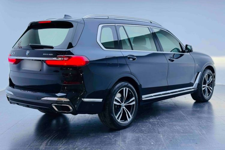 Used BMW X7 2021 xDrive40i Luxury M Sport Package Exterior 3