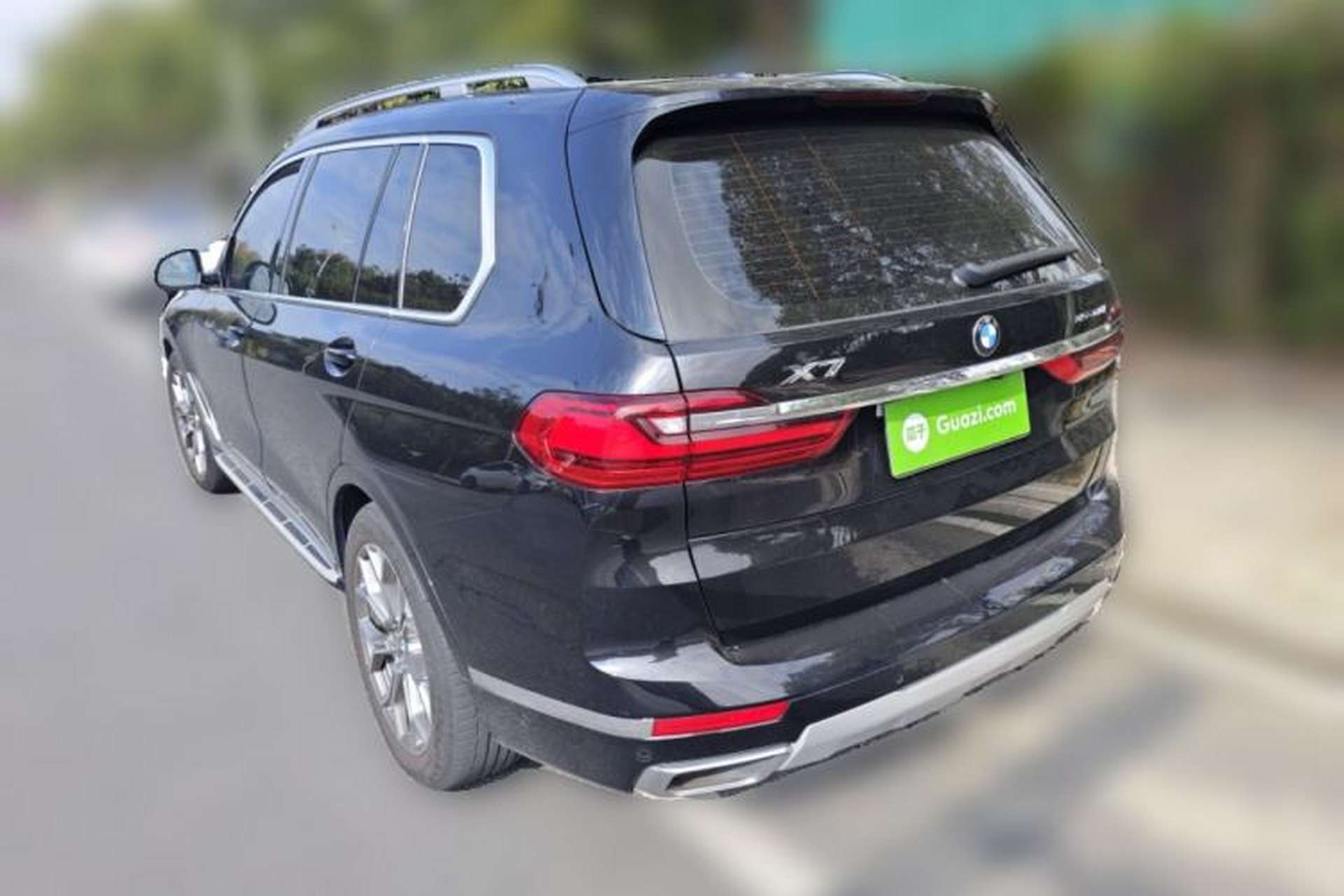 Used BMW X7 2021 xDrive40i Luxury Package with Leading Features Exterior 3