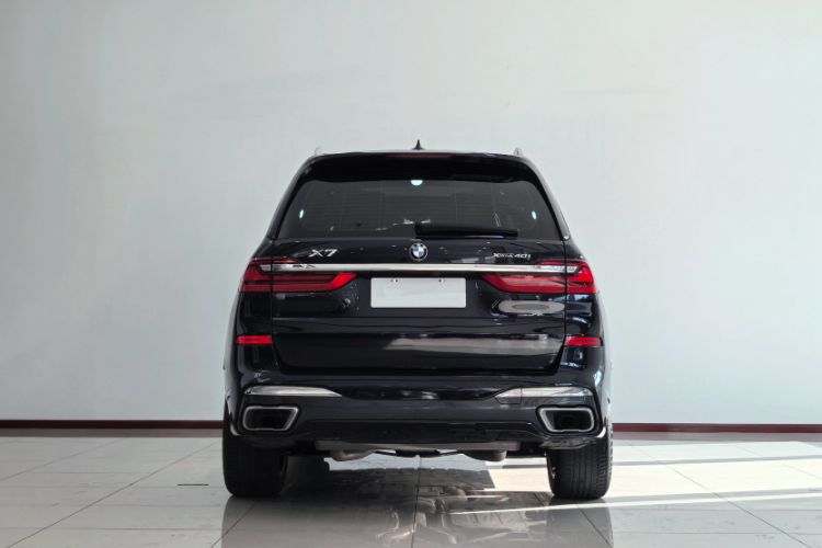 Used BMW X7 2021 Restyled xDrive40i Luxury Version with M Sport Package Exterior 4