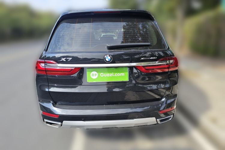 Used BMW X7 2021 xDrive40i Luxury Package with Leading Features Exterior 4