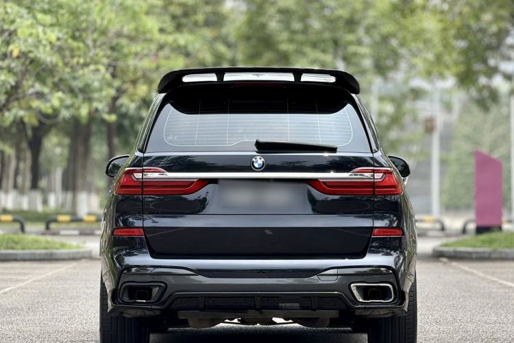 Used BMW X7 2021 xDrive40i Luxury M Sport Package Exterior 5