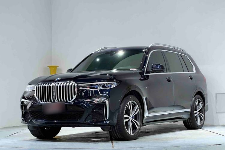 Used BMW X7 2021 Restyled xDrive40i Luxury Version with M Sport Package Exterior 5