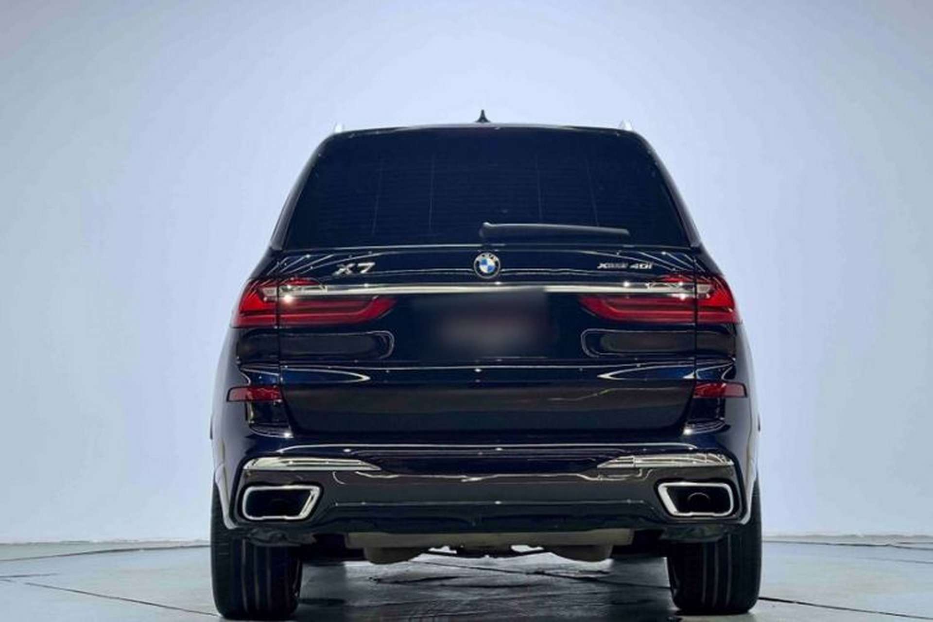 Used BMW X7 2021 Restyled xDrive40i Luxury Version with M Sport Package Exterior 6