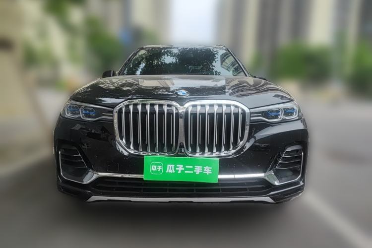 Used BMW X7 2021 Restyled xDrive40i Luxury Package with Premium Features Front