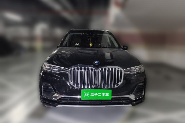 Used BMW X7 2021 xDrive40i Luxury Package with Leading Features Front