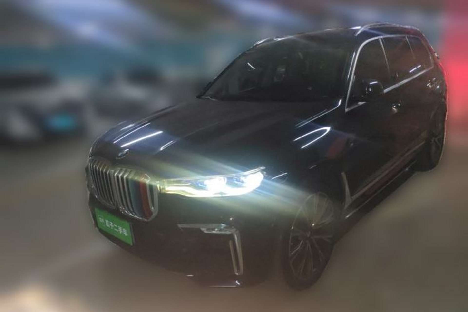 Used BMW X7 2021 xDrive40i Executive Model with M Sport Package Front Left 45 Deg