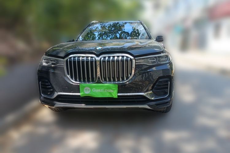 Used BMW X7 2021 xDrive40i Luxury Package with Leading Features Front