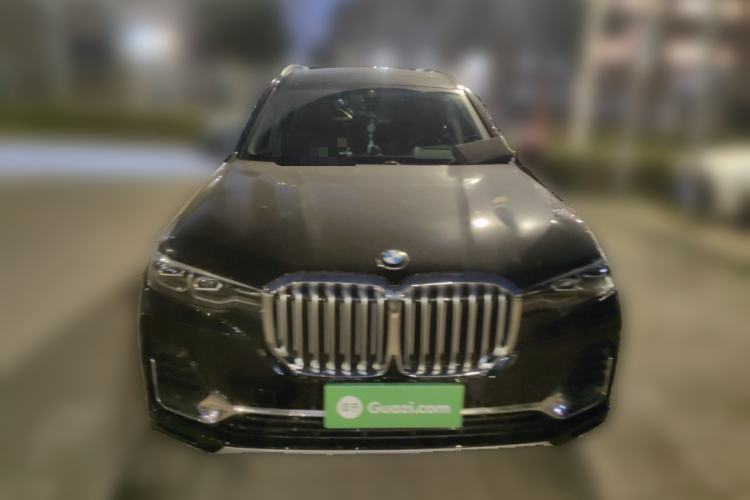 Used BMW X7 2021 xDrive40i Luxury Package with Leading Features Front